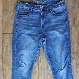 AMERICAN EAGLE OUTFITTERS JEANS SUPER STRETCH X WOMEN'S SIZE 10